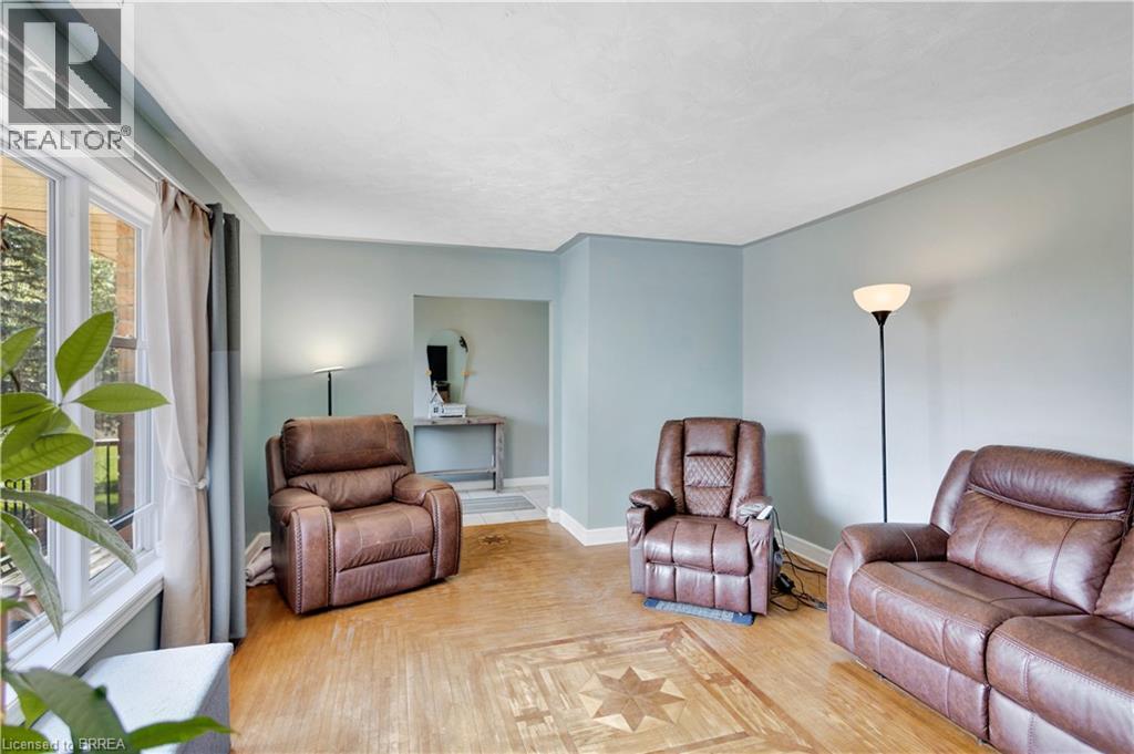 2221 1st Conc Rd Street, Delhi, Ontario  N4B 2W4 - Photo 8 - 40829311