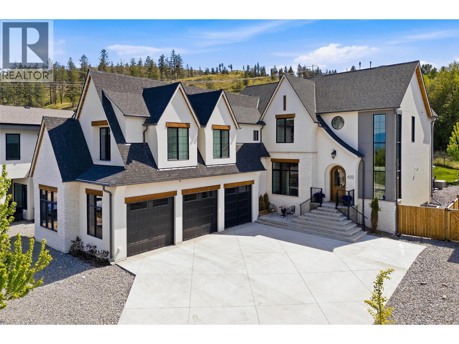 622 Trumpeter Road, Kelowna, British Columbia  V1W 5K6 - Photo 1 - 10376663