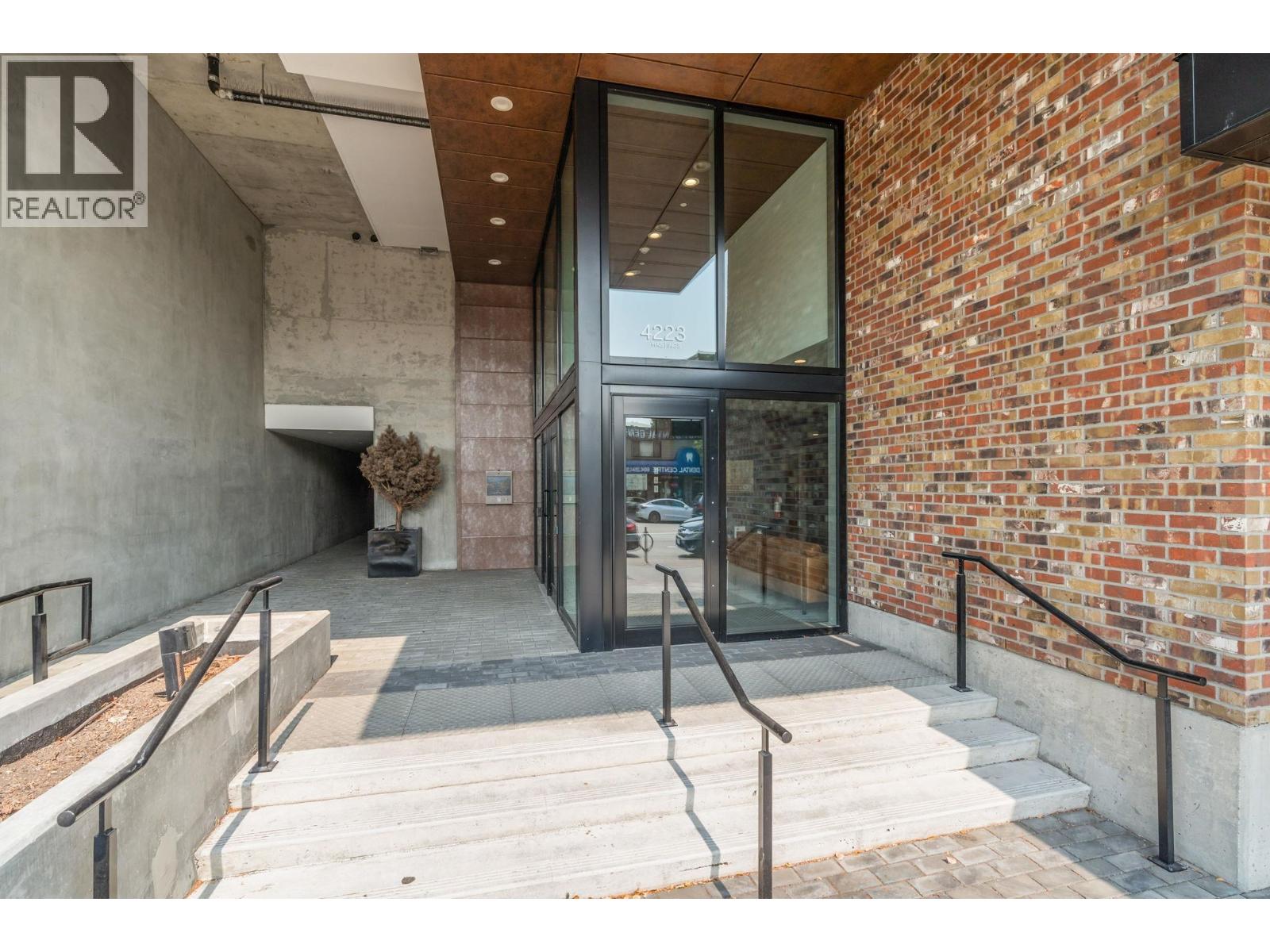 305 4223 Hastings Street, Burnaby, British Columbia  V5C 2J5 - Photo 13 - R3122596