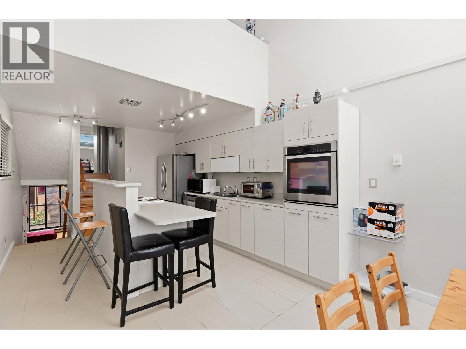 774 Millbank, Vancouver, British Columbia  V5Z 3Z3 - Photo 7 - R3122624