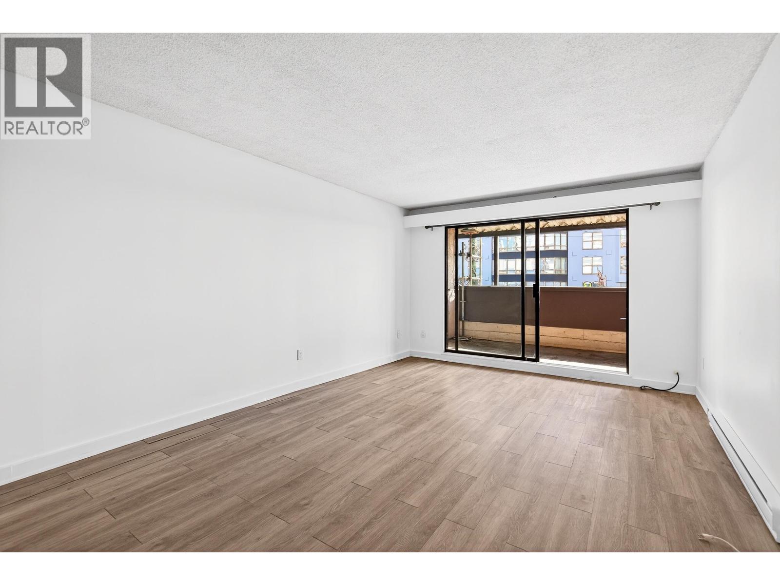 108 45 Fourth Street, New Westminster, British Columbia  V3L 5H7 - Photo 4 - R3122633