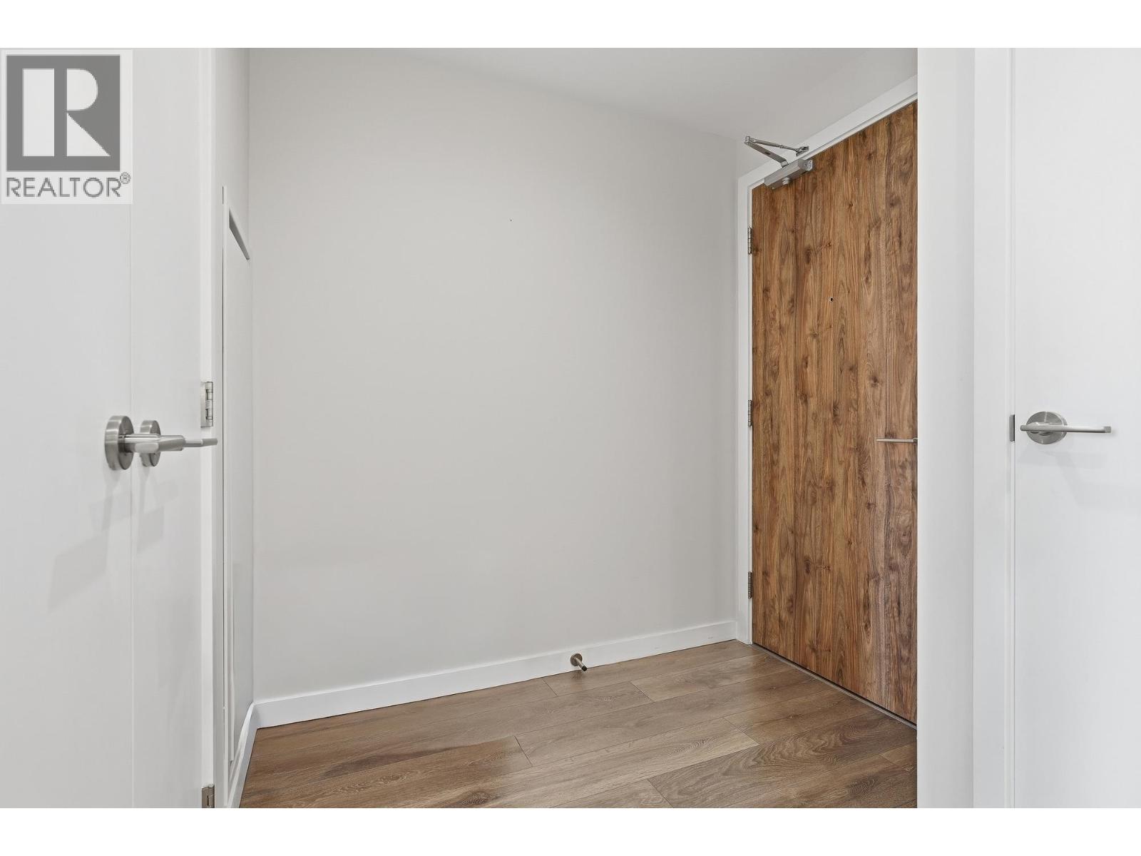 2101 305 Morrissey Road, Port Moody, British Columbia  V3H 0M3 - Photo 4 - R3122652