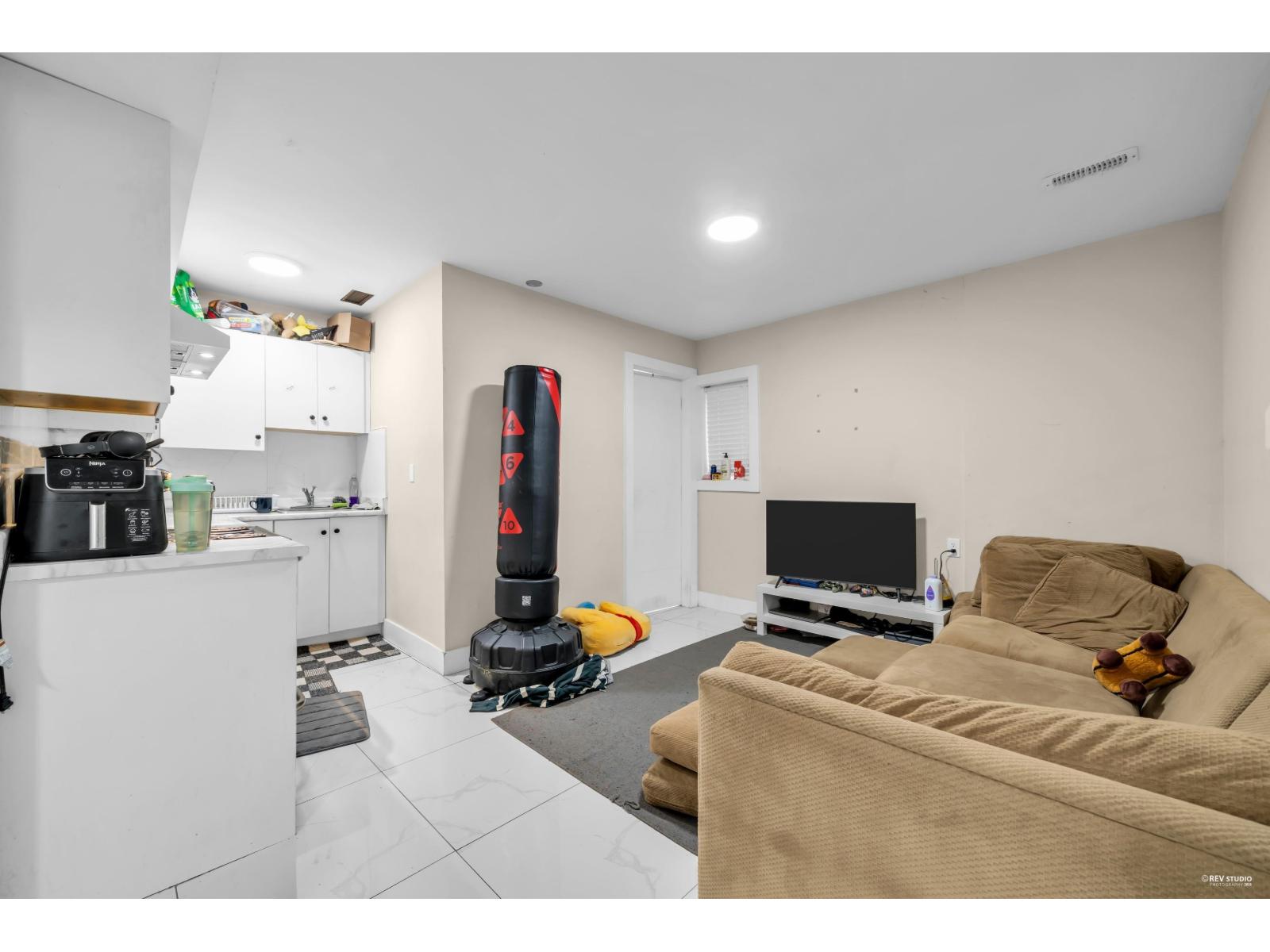 12521 Grove Crescent, Surrey, British Columbia  V3V 2L6 - Photo 5 - R3122115