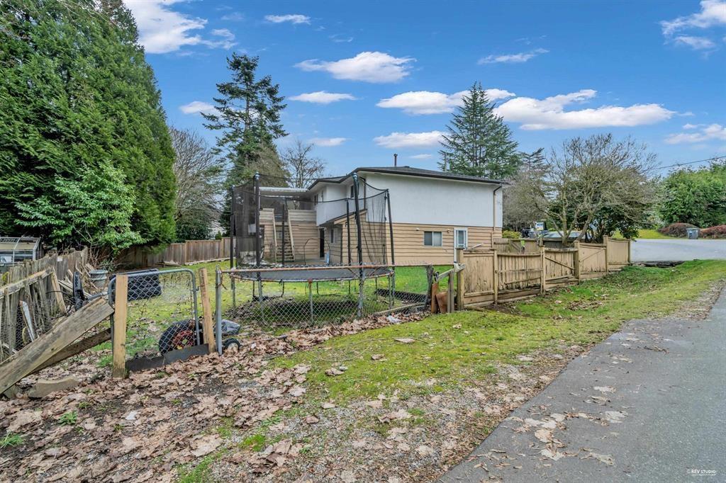 12521 Grove Crescent, Surrey, British Columbia  V3V 2L6 - Photo 37 - R3122115