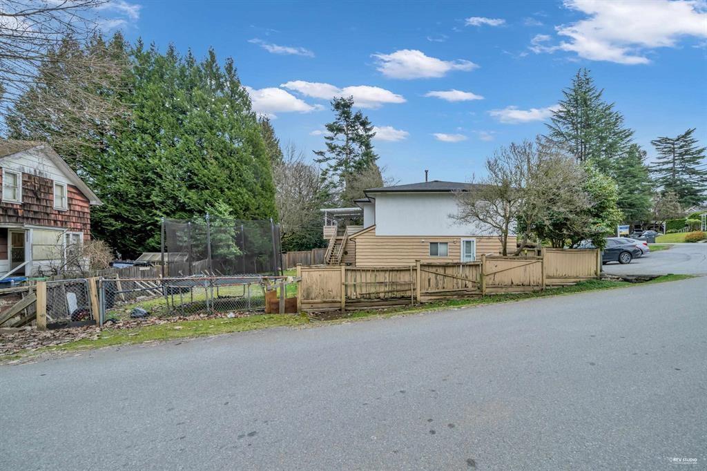 12521 Grove Crescent, Surrey, British Columbia  V3V 2L6 - Photo 34 - R3122115