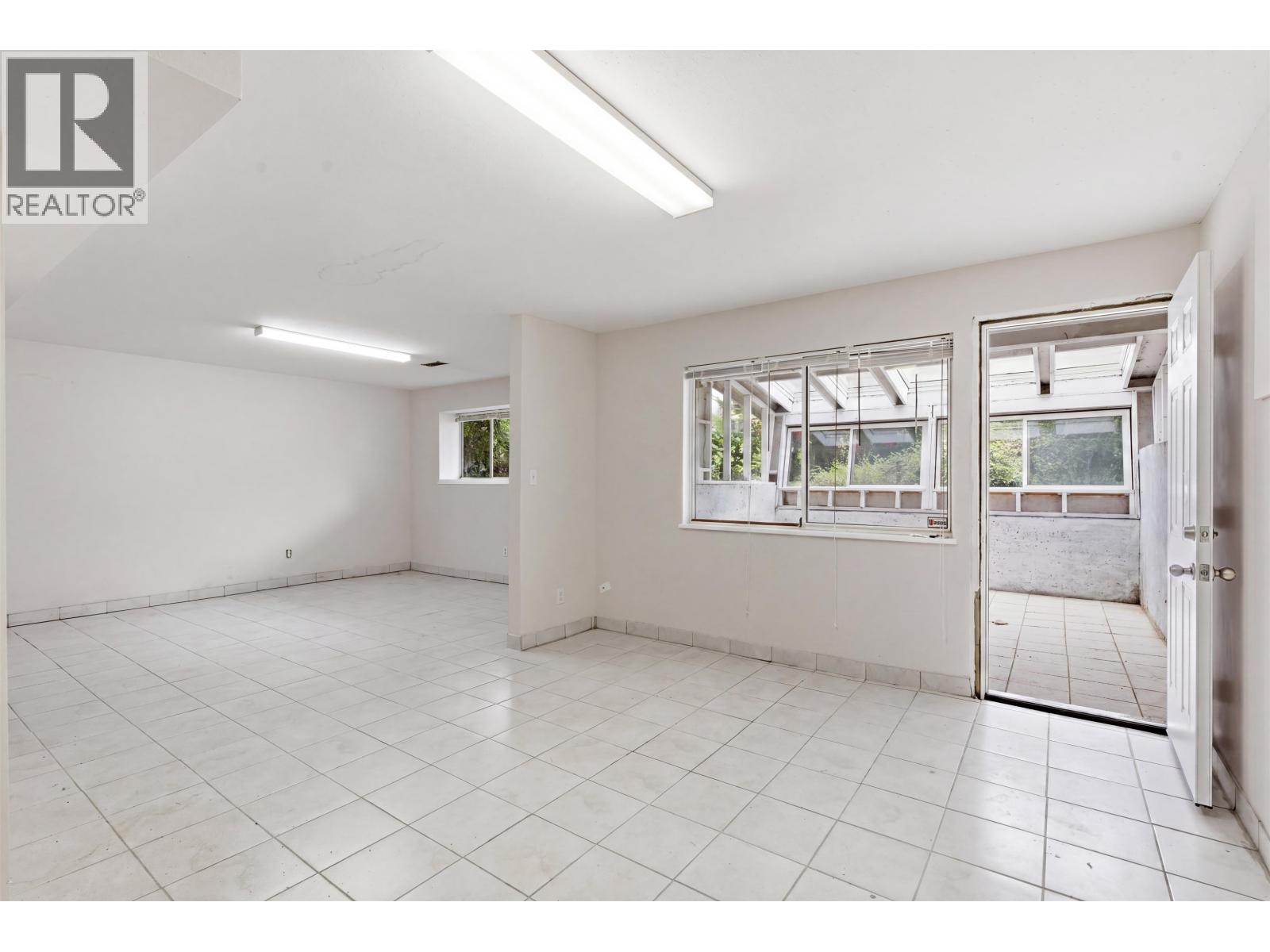 1227 12th Street, West Vancouver, British Columbia  V7T 2N6 - Photo 31 - R3122638