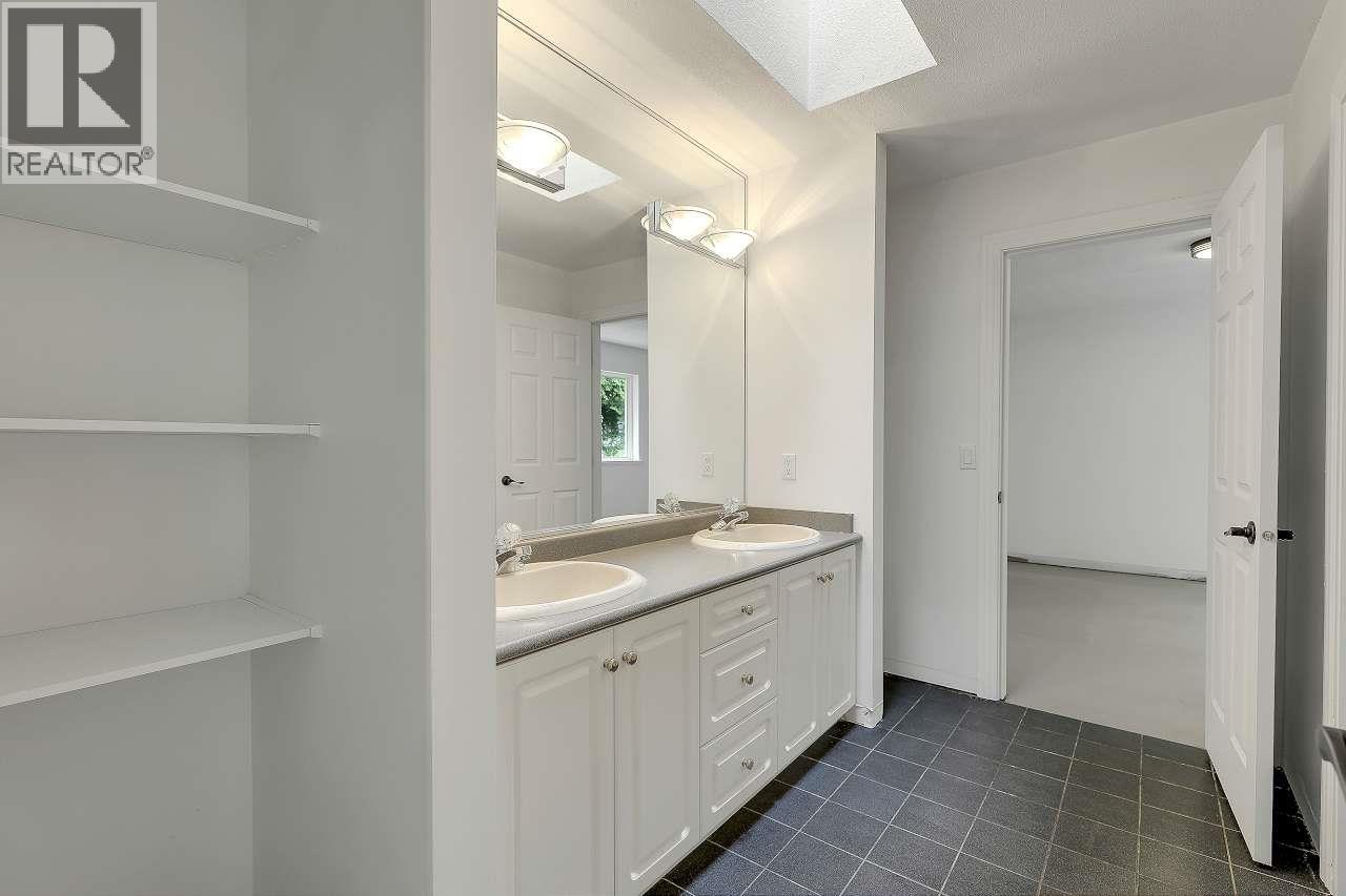 1567 Topaz Court, Coquitlam, British Columbia  V3E 2Z9 - Photo 29 - R3122655