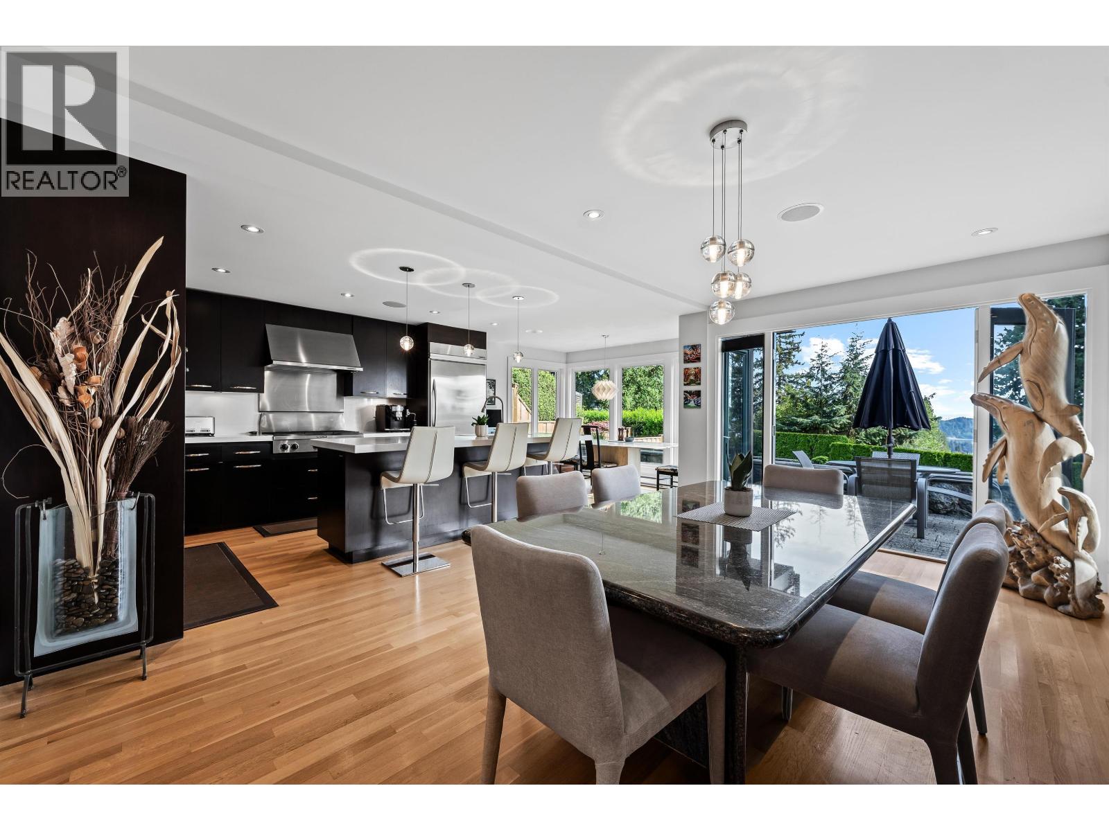 1240 Nepal Crescent, West Vancouver, British Columbia V7T 2H3 - Photo 12 - R3122662