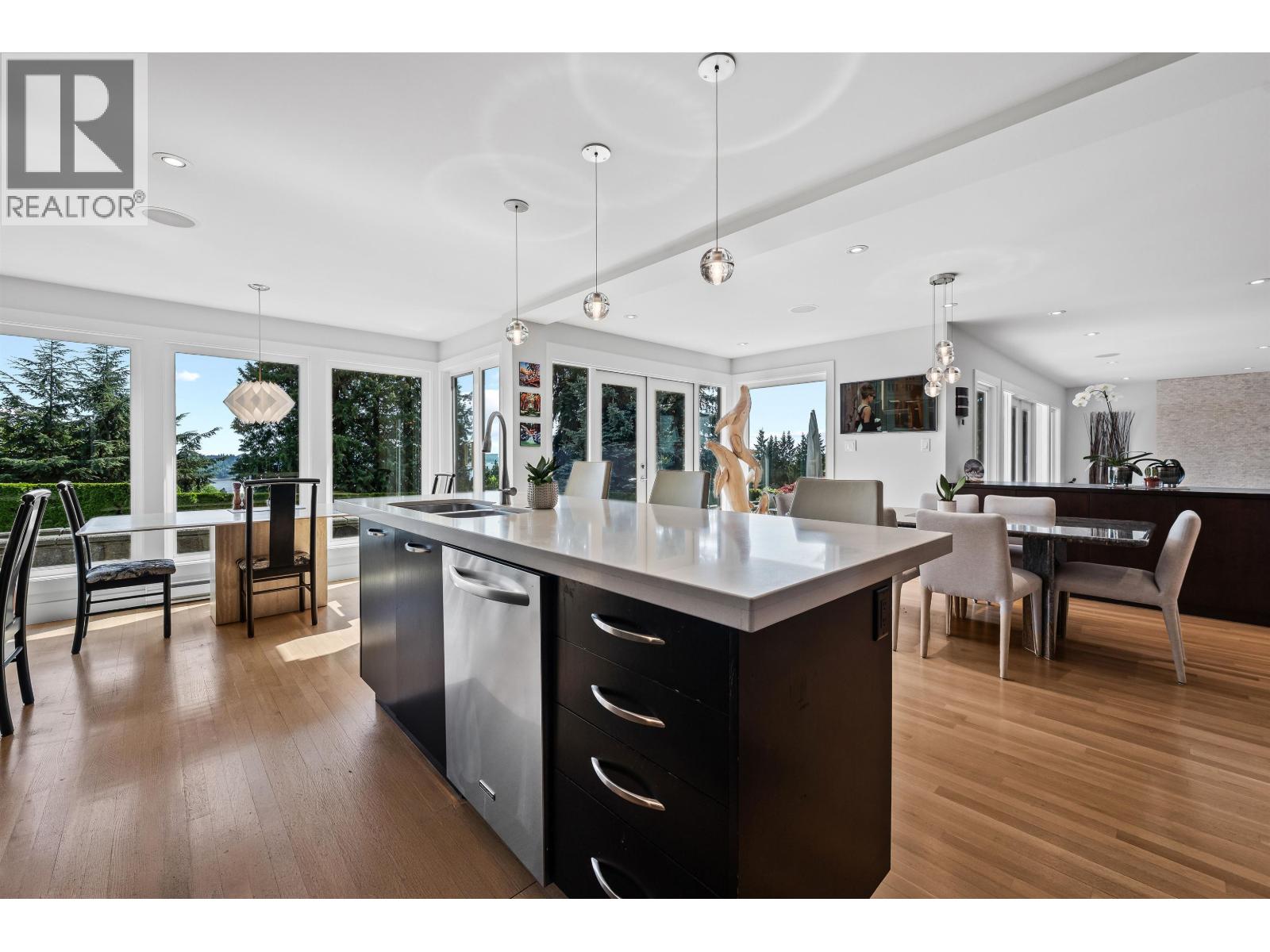 1240 Nepal Crescent, West Vancouver, British Columbia V7T 2H3 - Photo 15 - R3122662