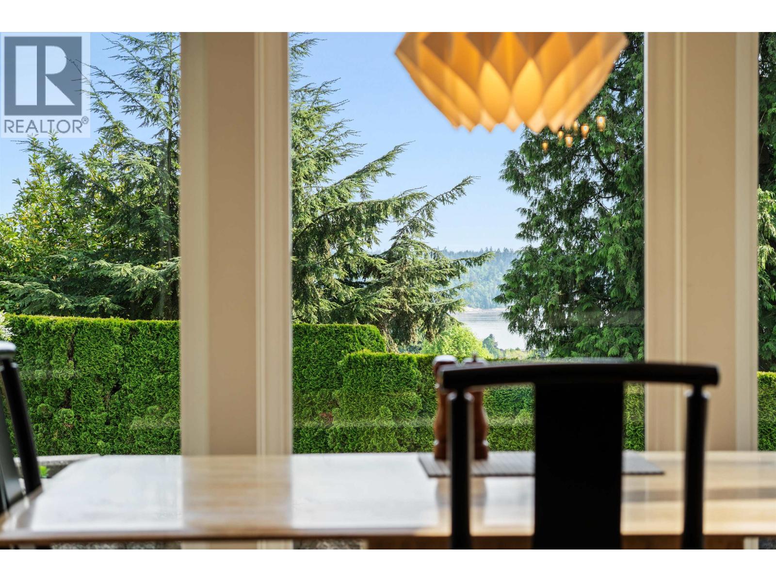 1240 Nepal Crescent, West Vancouver, British Columbia V7T 2H3 - Photo 16 - R3122662