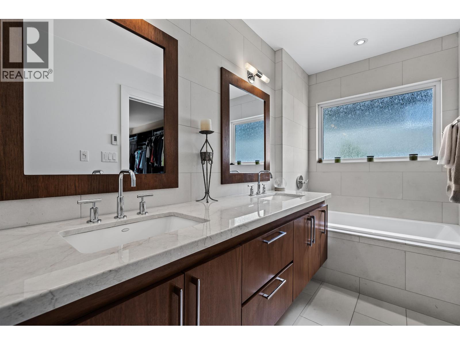 1240 Nepal Crescent, West Vancouver, British Columbia V7T 2H3 - Photo 26 - R3122662