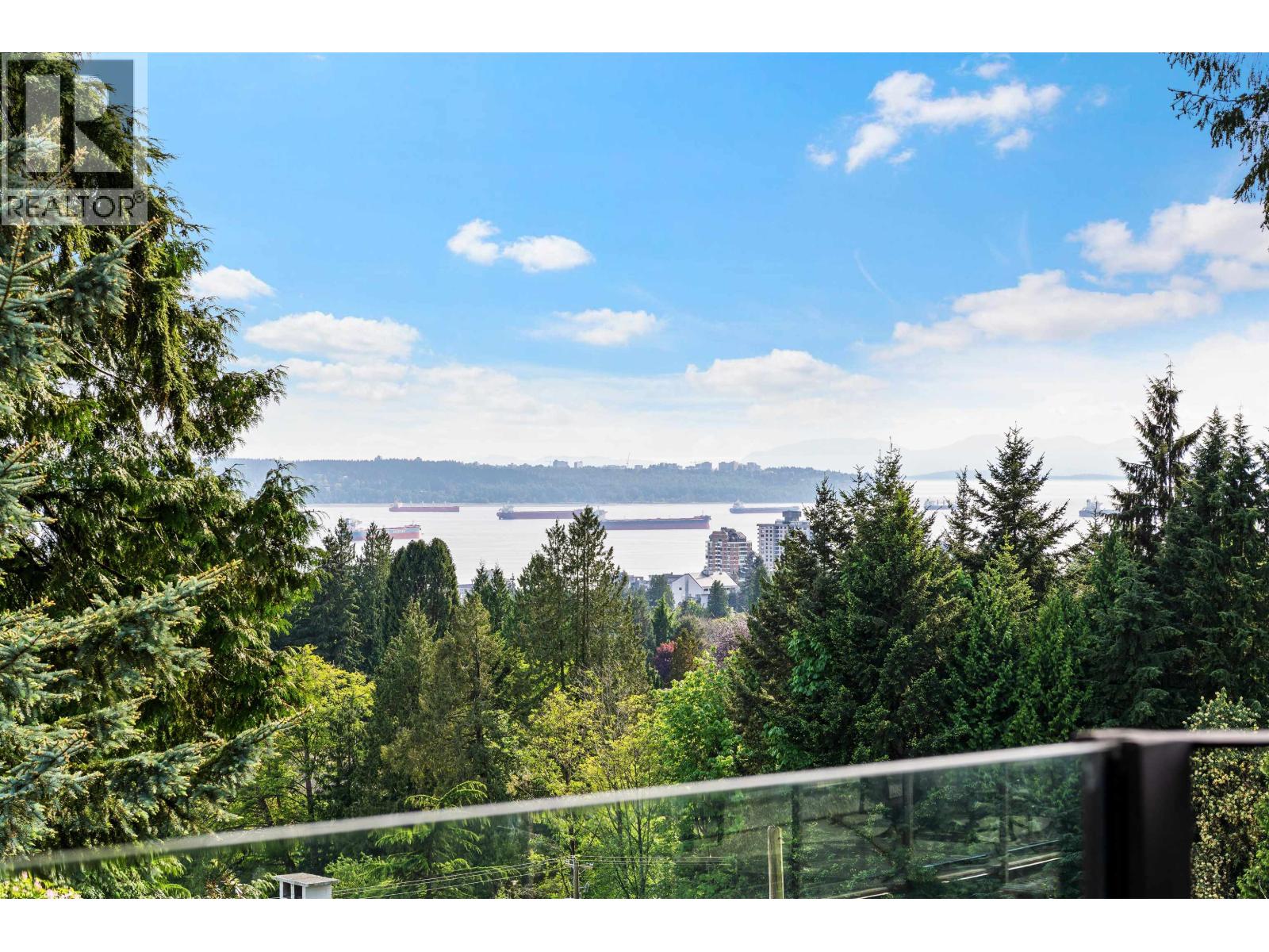 1240 Nepal Crescent, West Vancouver, British Columbia V7T 2H3 - Photo 31 - R3122662