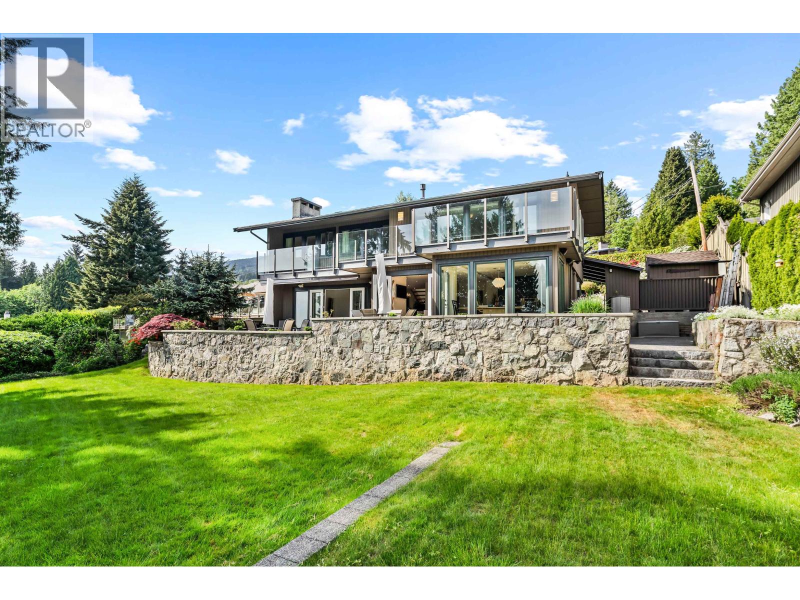 1240 Nepal Crescent, West Vancouver, British Columbia V7T 2H3 - Photo 36 - R3122662