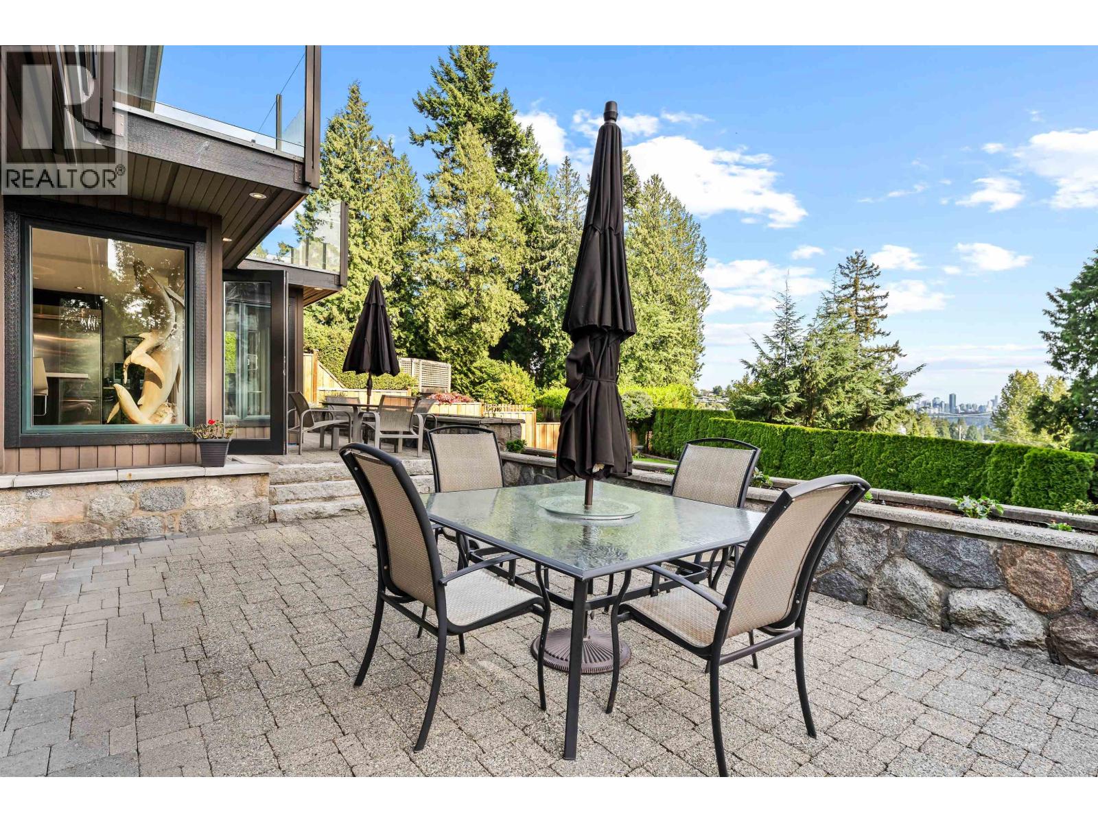 1240 Nepal Crescent, West Vancouver, British Columbia V7T 2H3 - Photo 37 - R3122662