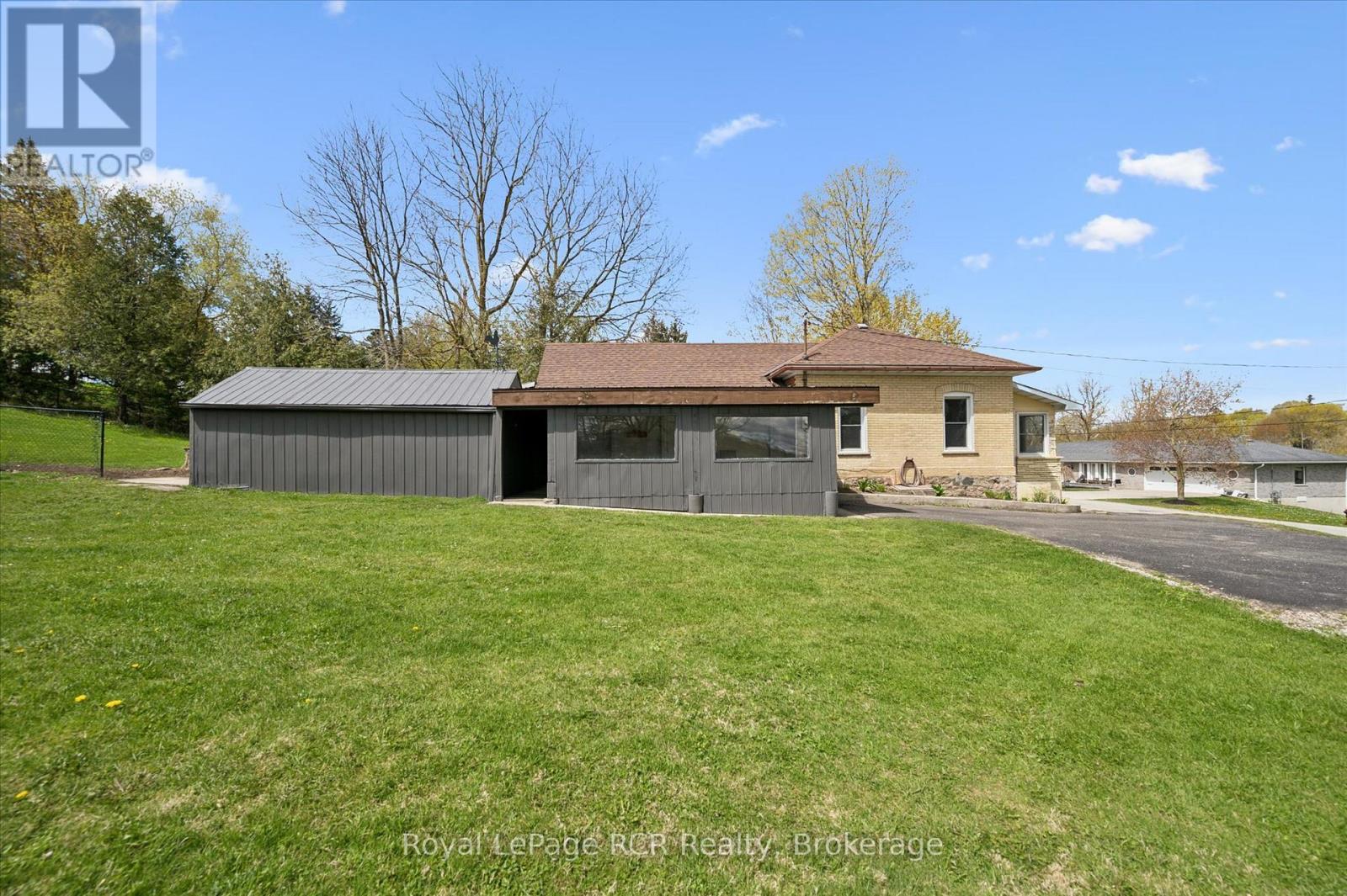 160 Murphy Street, Wellington North, Ontario  N0G 2L3 - Photo 40 - X13118048