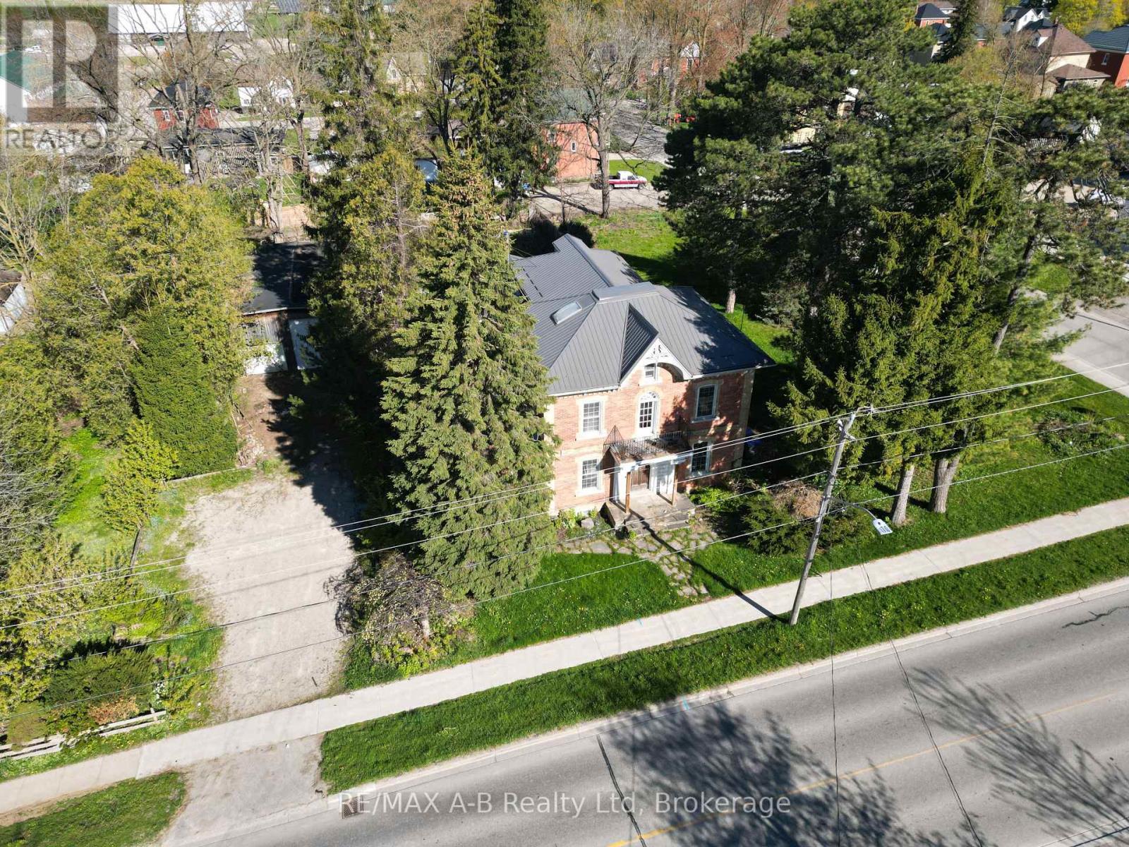 46 Main Street S, Perth East, Ontario  N0K 1M0 - Photo 8 - X13118074
