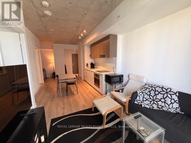 2008 - 161 Roehampton Avenue, Toronto, Ontario  M4P 0C8 - Photo 14 - C13118022
