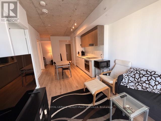 2008 - 161 Roehampton Avenue, Toronto, Ontario  M4P 0C8 - Photo 15 - C13118022