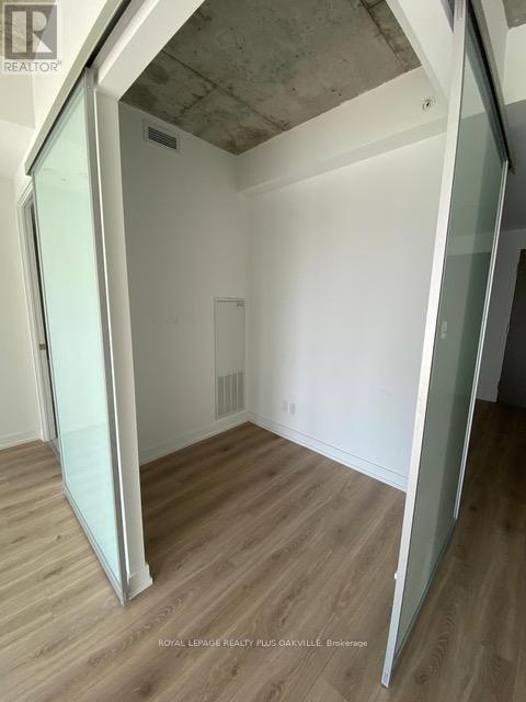 1201 - 161 Roehampton Avenue, Toronto, Ontario  M4P 0C8 - Photo 13 - C13118140