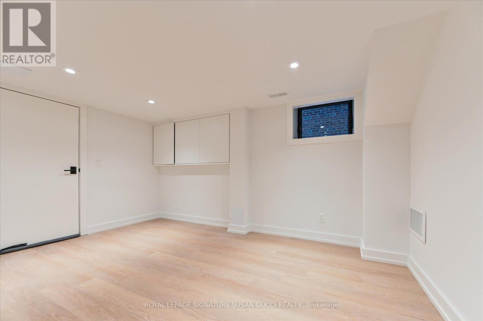 44 Doris Drive, Toronto, Ontario  M4B 3C9 - Photo 34 - E13118046