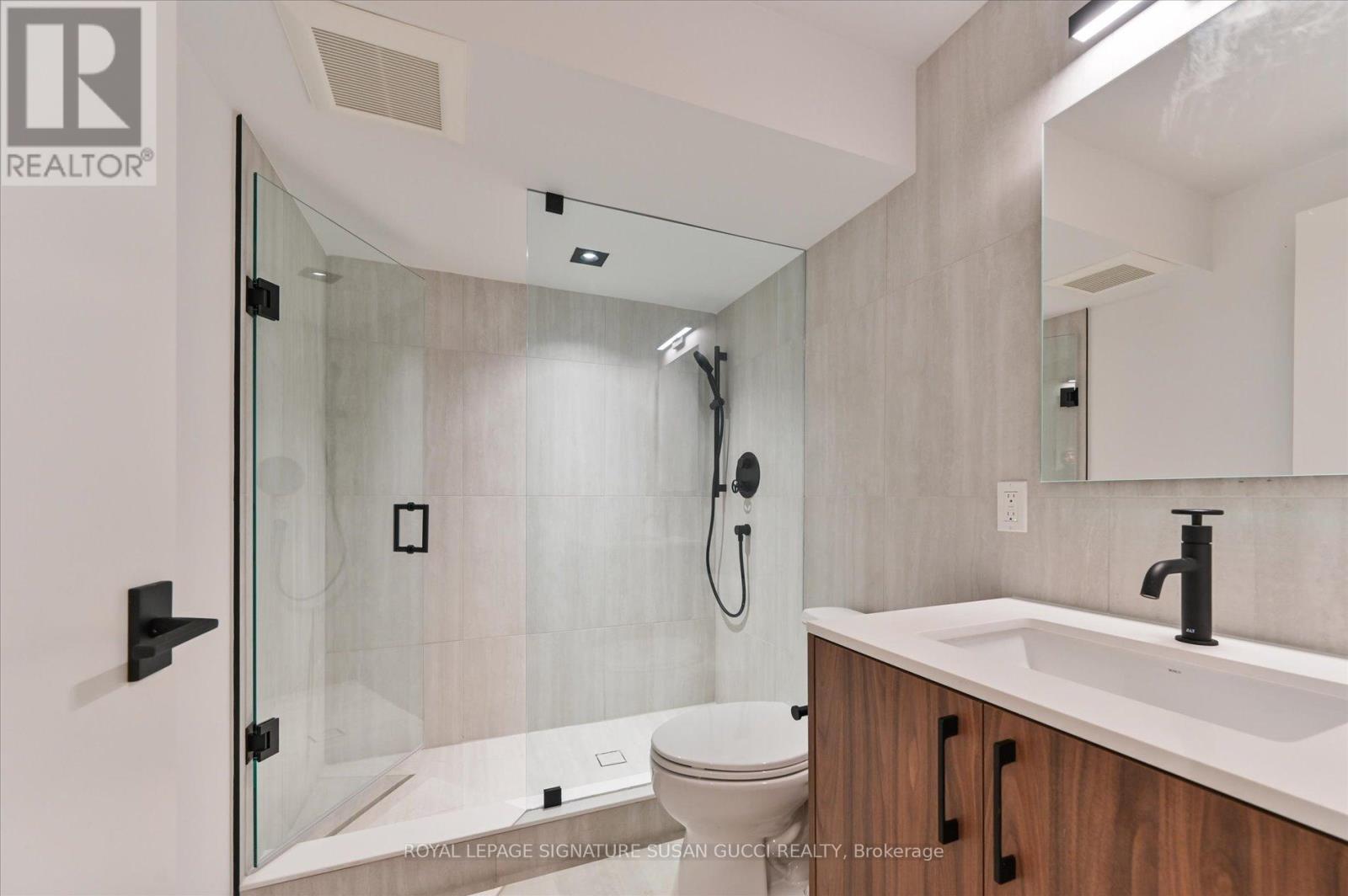 44 Doris Drive, Toronto, Ontario  M4B 3C9 - Photo 36 - E13118046