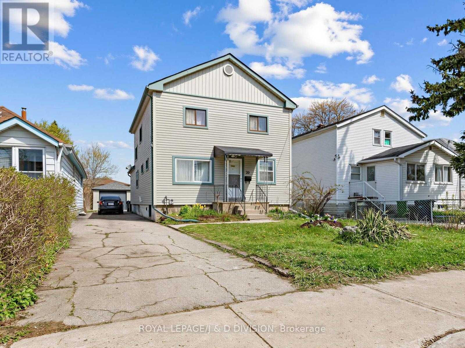 20 Glasgow Avenue, Toronto, Ontario  M1K 1C1 - Photo 2 - E13118088