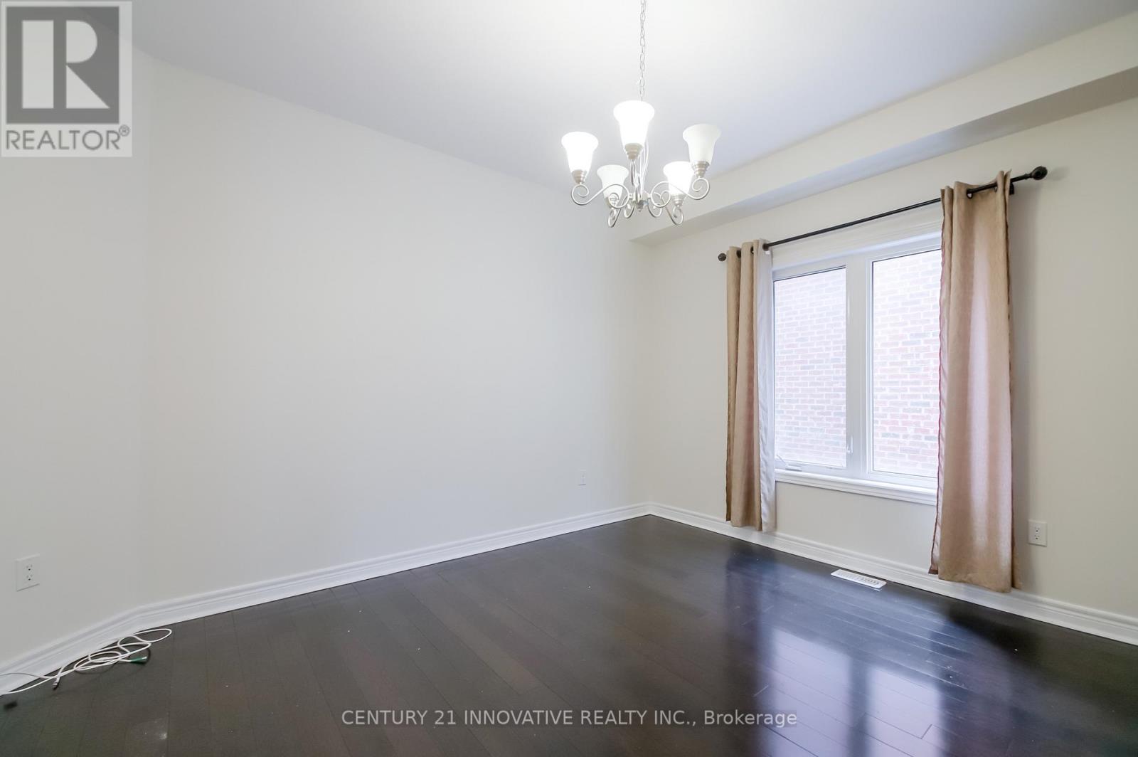 1096 Greenhill Avenue, Oshawa, Ontario  L1H 7K5 - Photo 10 - E13118098
