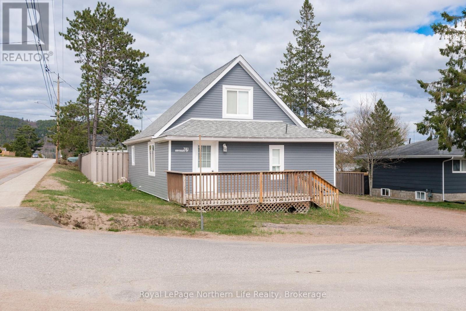 781 Brydges Street, Mattawa, Ontario  P0H 1V0 - Photo 46 - X13118106