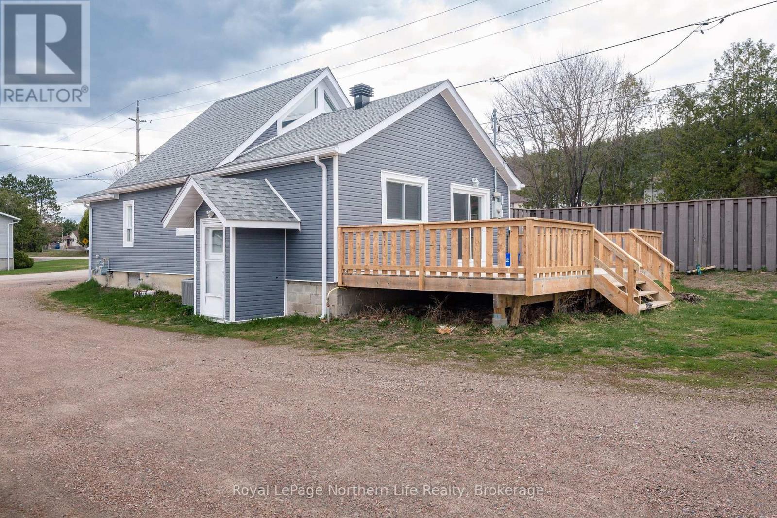 781 Brydges Street, Mattawa, Ontario  P0H 1V0 - Photo 5 - X13118106