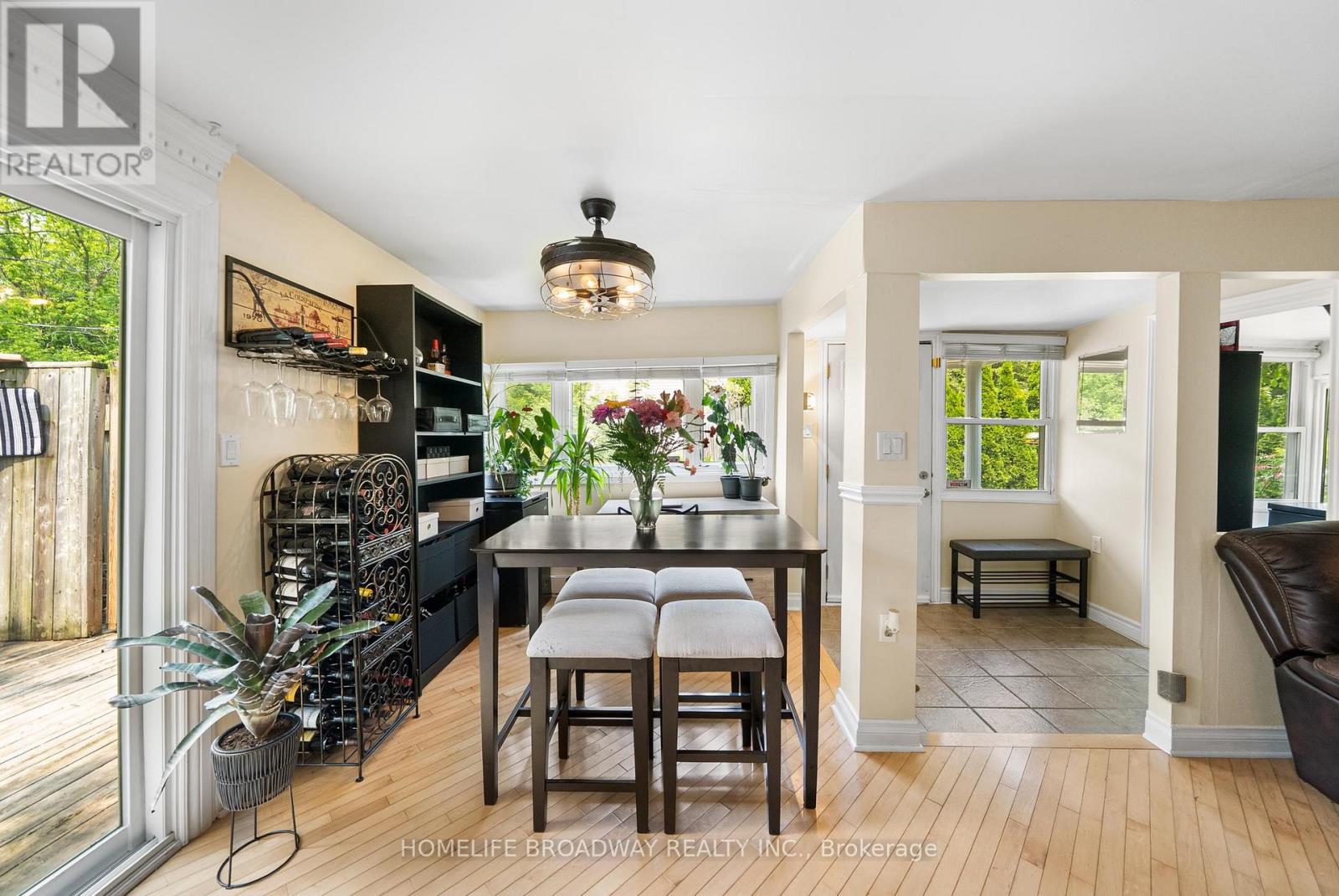 30 Parkhill Drive, Whitchurch-Stouffville, Ontario  L4A 2G1 - Photo 11 - N13117980