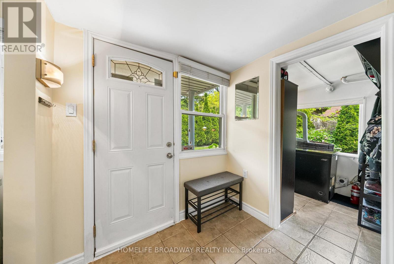 30 Parkhill Drive, Whitchurch-Stouffville, Ontario  L4A 2G1 - Photo 17 - N13117980