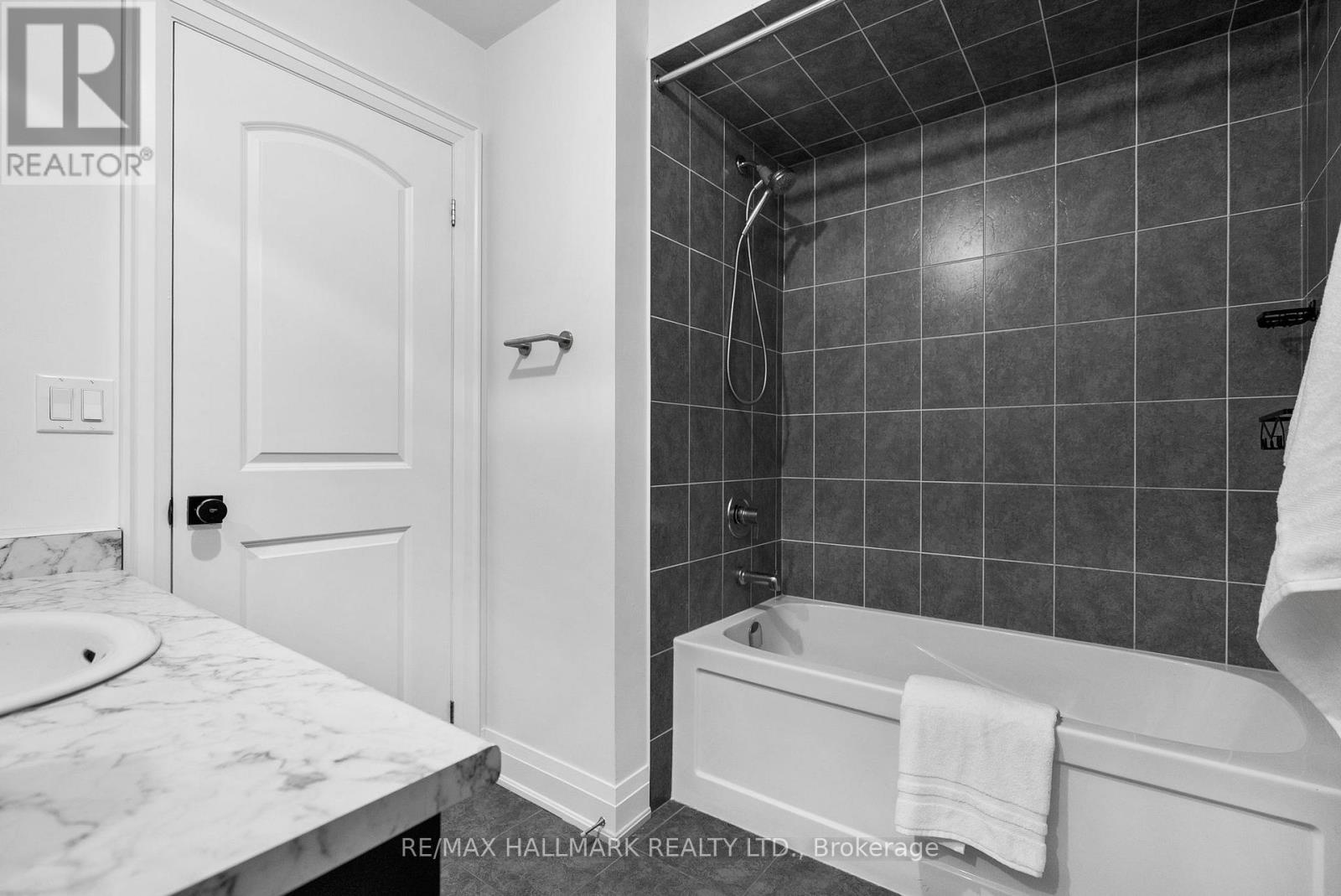 74 Prunella Crescent, East Gwillimbury, Ontario  L9N 0S7 - Photo 28 - N13118040