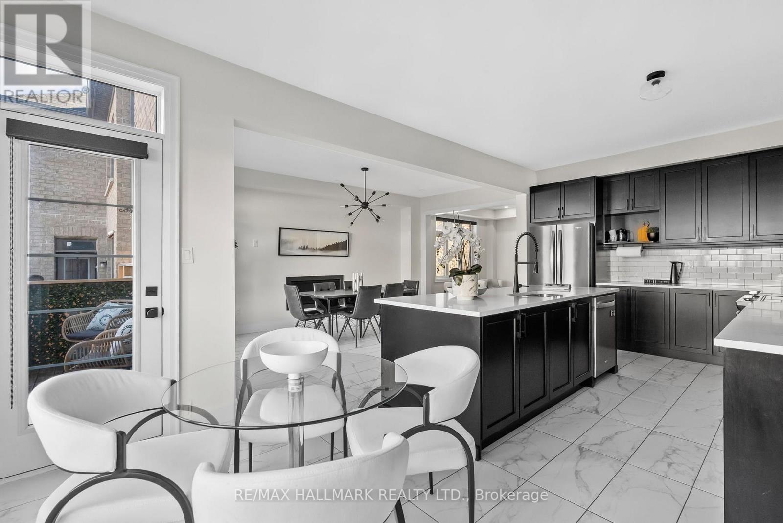 74 Prunella Crescent, East Gwillimbury, Ontario  L9N 0S7 - Photo 9 - N13118040