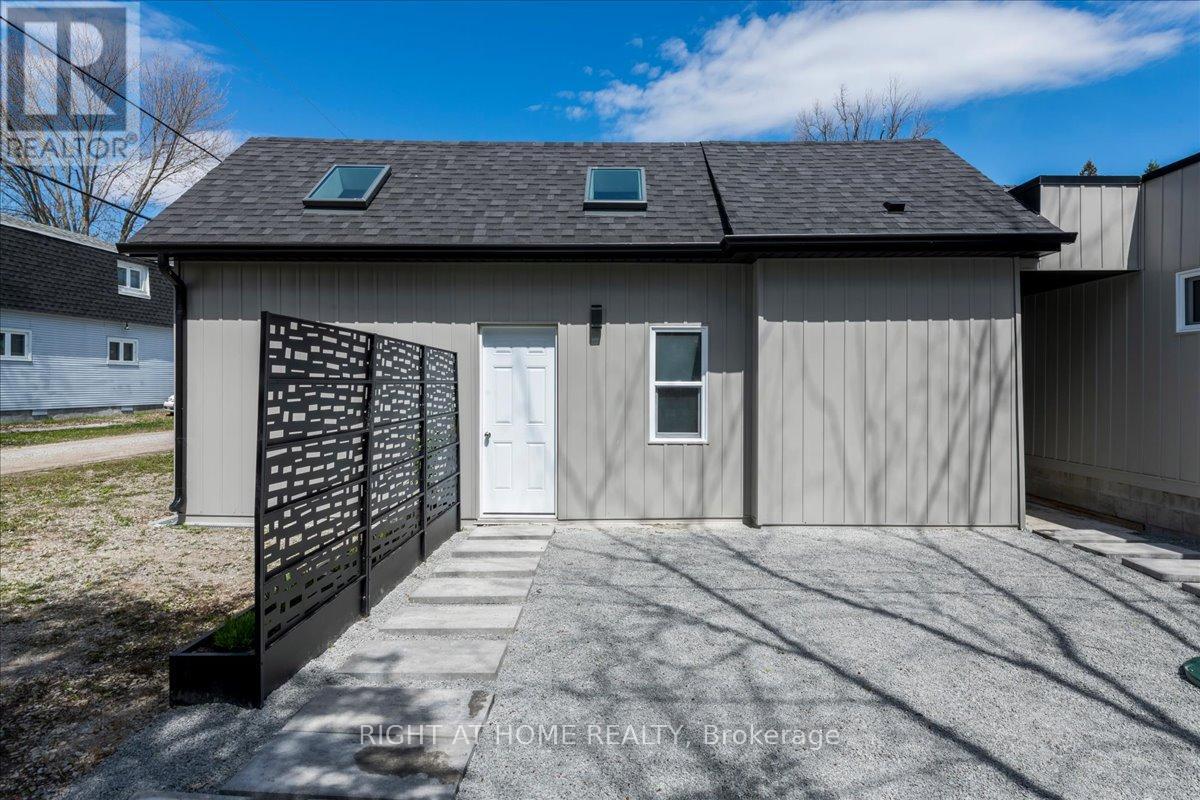 241 Rockaway Beach Place, Innisfil, Ontario  L0L 1K0 - Photo 25 - N13118094
