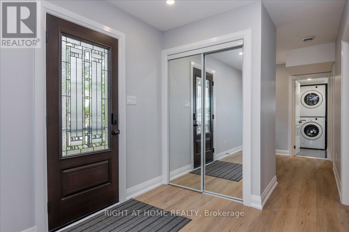 241 Rockaway Beach Place, Innisfil, Ontario  L0L 1K0 - Photo 6 - N13118094