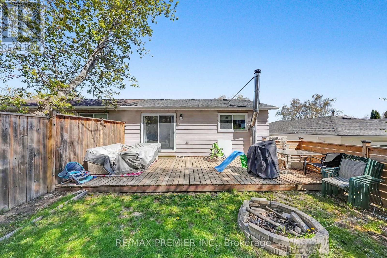 249 Britannia Avenue, Bradford West Gwillimbury (Bradford), Ontario  L3Z 1A6 - Photo 25 - N13118136