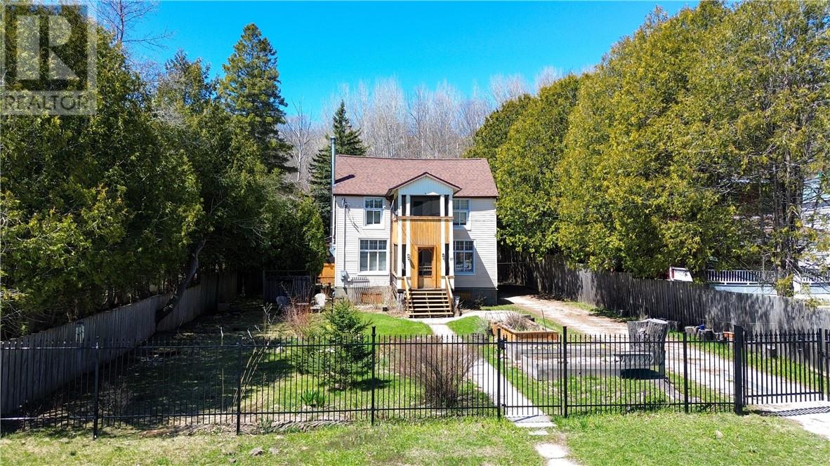 17 Phipps Street, Gore Bay, Ontario  P0P 1H0 - Photo 44 - 2126655