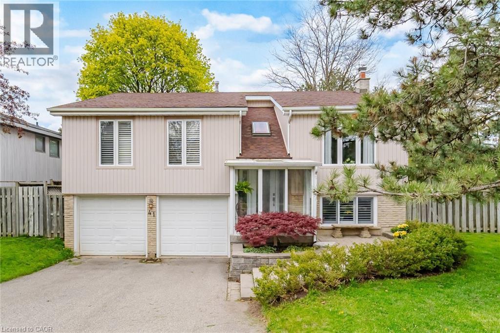 41 Plainsman Road, Mississauga, Ontario  L5N 1C4 - Photo 1 - 40829331