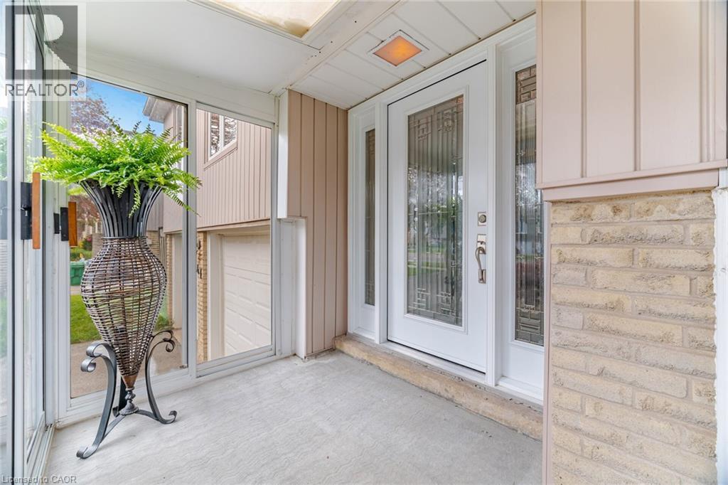 41 Plainsman Road, Mississauga, Ontario  L5N 1C4 - Photo 6 - 40829331