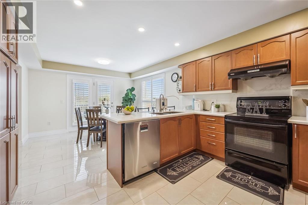 96 Hay Crescent, Cambridge, Ontario  N1P 1H7 - Photo 9 - 40829157