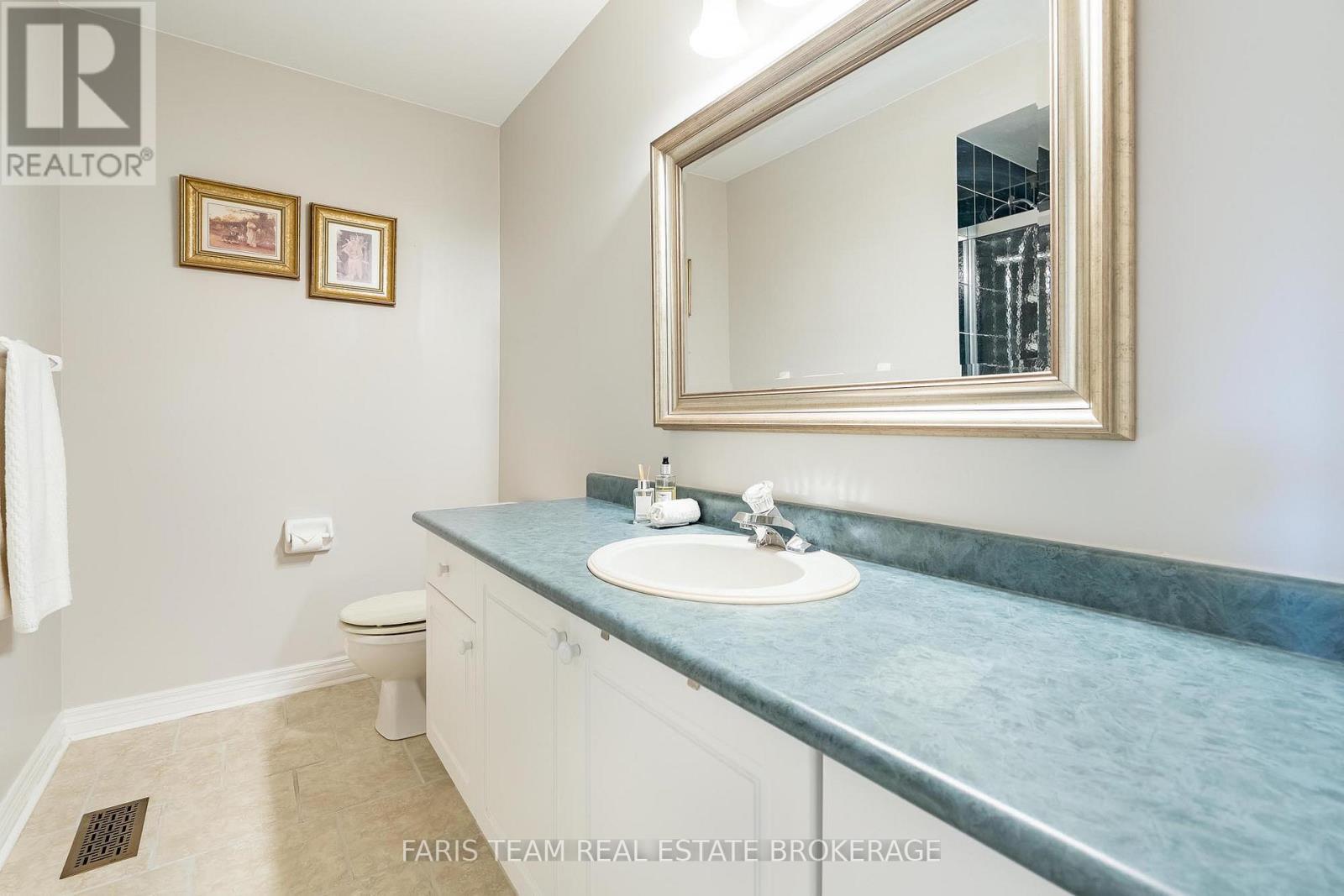 128 Holgate Street, Barrie (Allandale), Ontario  L4N 2T9 - Photo 27 - S13118112