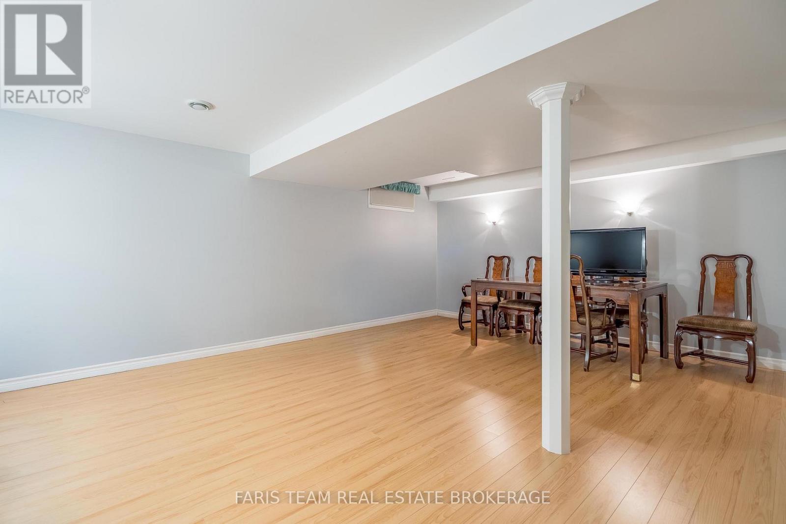 128 Holgate Street, Barrie (Allandale), Ontario  L4N 2T9 - Photo 33 - S13118112