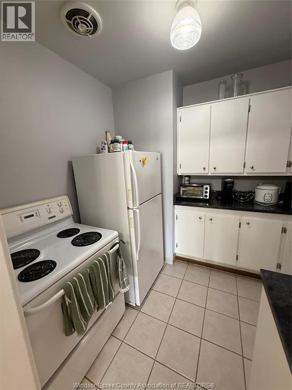 340 Partington Avenue Unit# 2, Windsor, Ontario  N9B 2N5 - Photo 16 - 26010542
