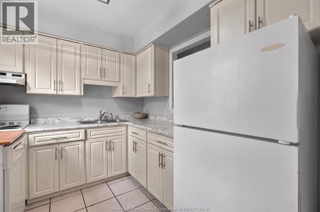 8416 Little River Road Unit# 4, Windsor, Ontario  N8S 2B5 - Photo 4 - 26010931