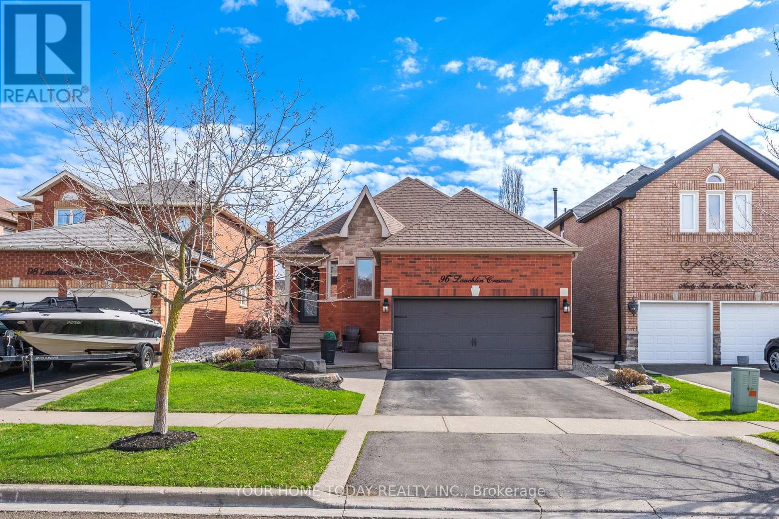 96 Lauchlin Crescent, Halton Hills, Ontario  L7G 5R5 - Photo 2 - W13117986
