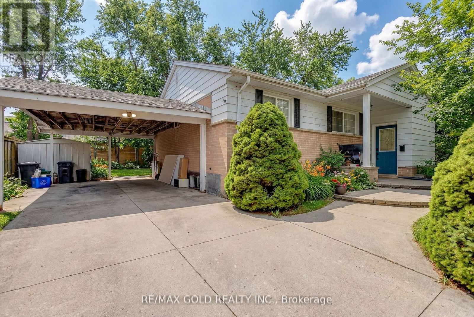462 Samford Place, Oakville, Ontario  L6L 4E8 - Photo 3 - W13117988