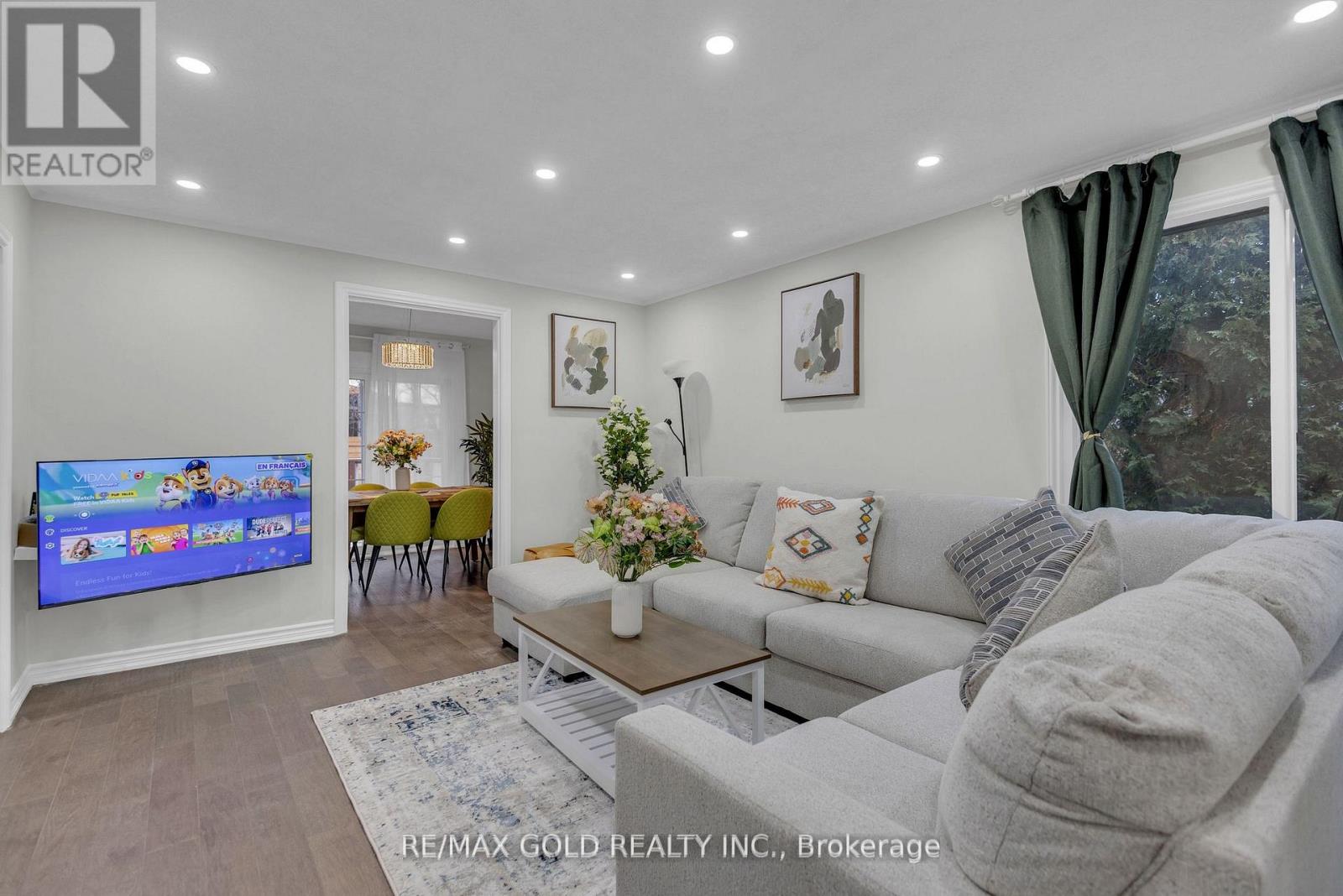 462 Samford Place, Oakville, Ontario  L6L 4E8 - Photo 6 - W13117988