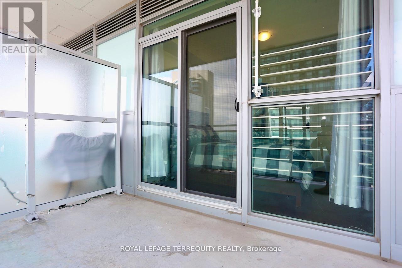 2504 - 33 Shore Breeze Drive, Toronto (Mimico), Ontario  M8V 0G1 - Photo 5 - W13118000