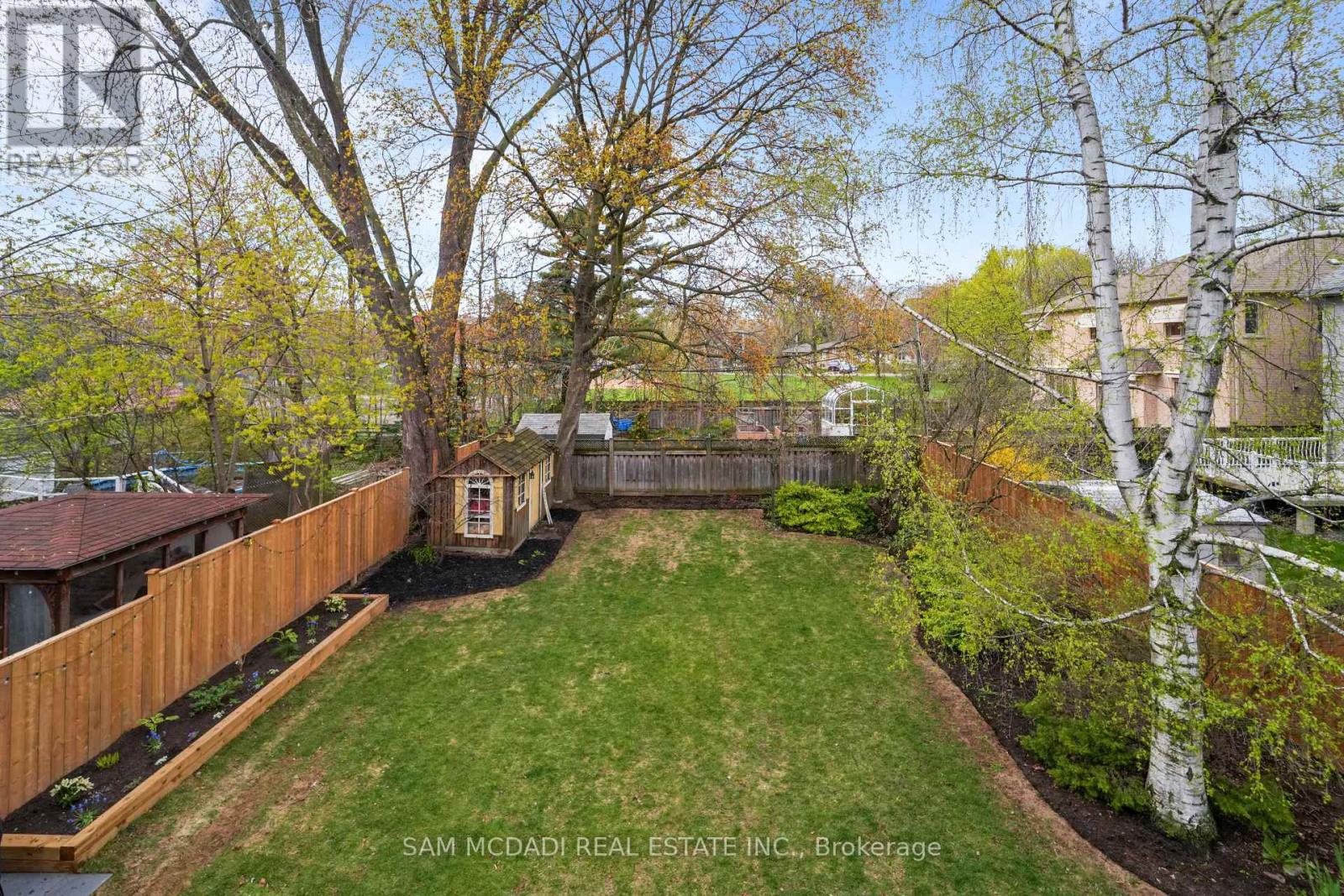 130 Lake Promenade, Toronto, Ontario  M8W 1A5 - Photo 20 - W13118032
