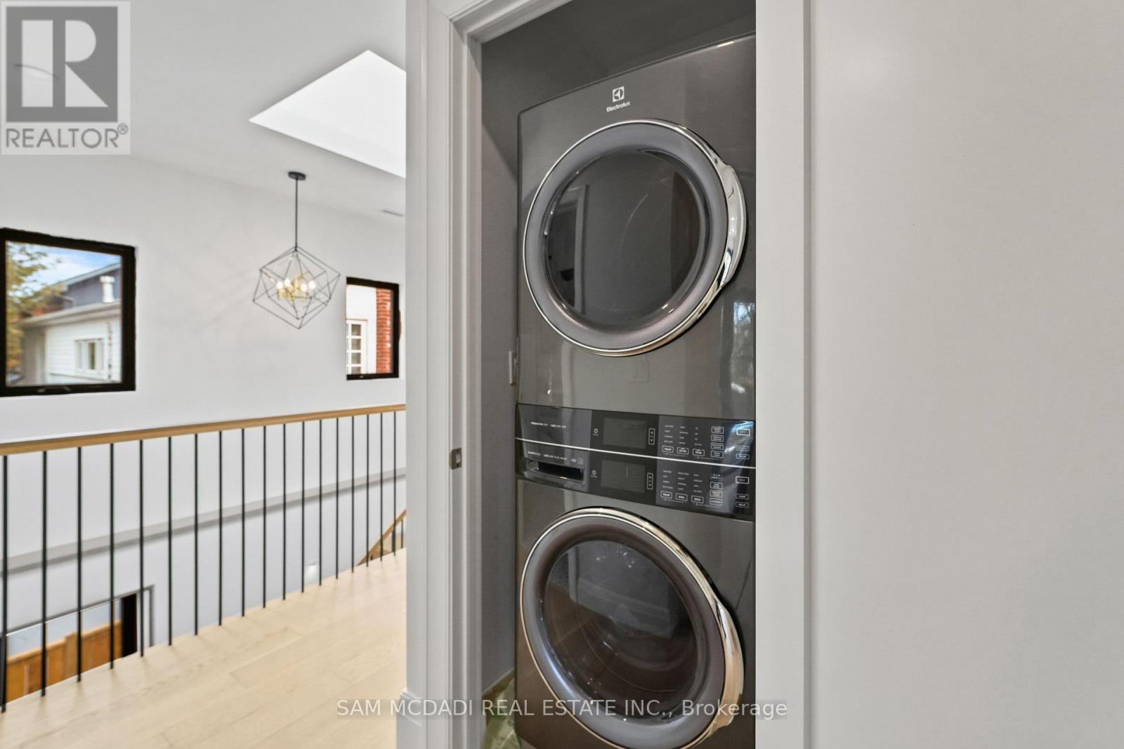 130 Lake Promenade, Toronto, Ontario  M8W 1A5 - Photo 30 - W13118032
